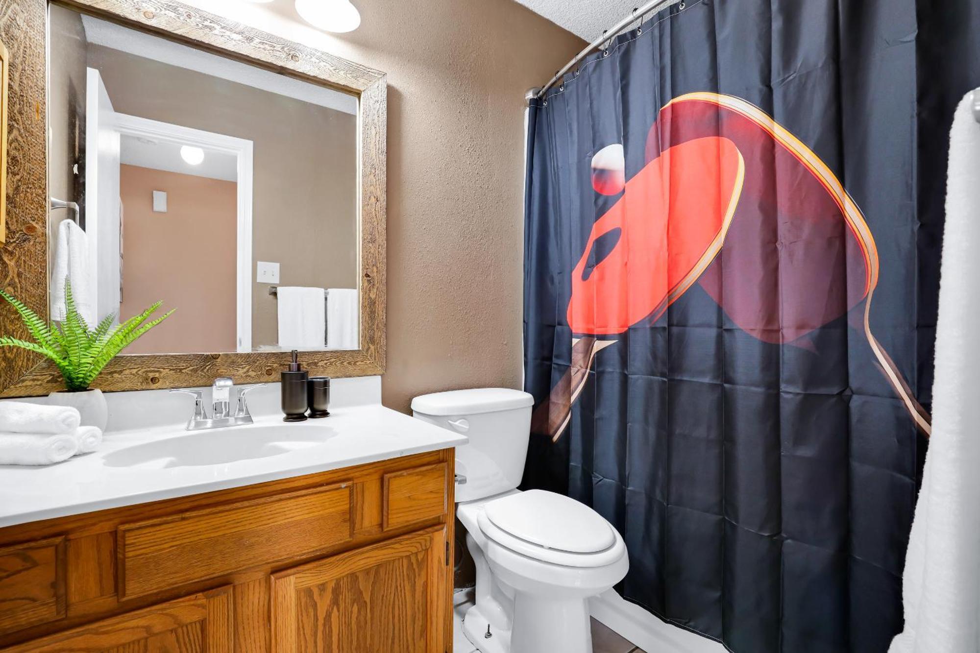 Pong - A Birdy Vacation Rental San Antonio Exterior photo